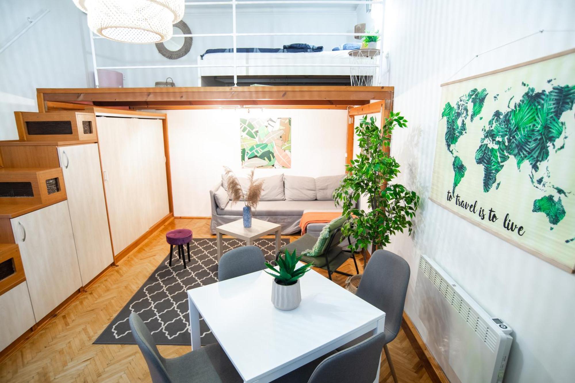 Lovely Apartment In Erzsebetvaros A57 Boedapest Buitenkant foto